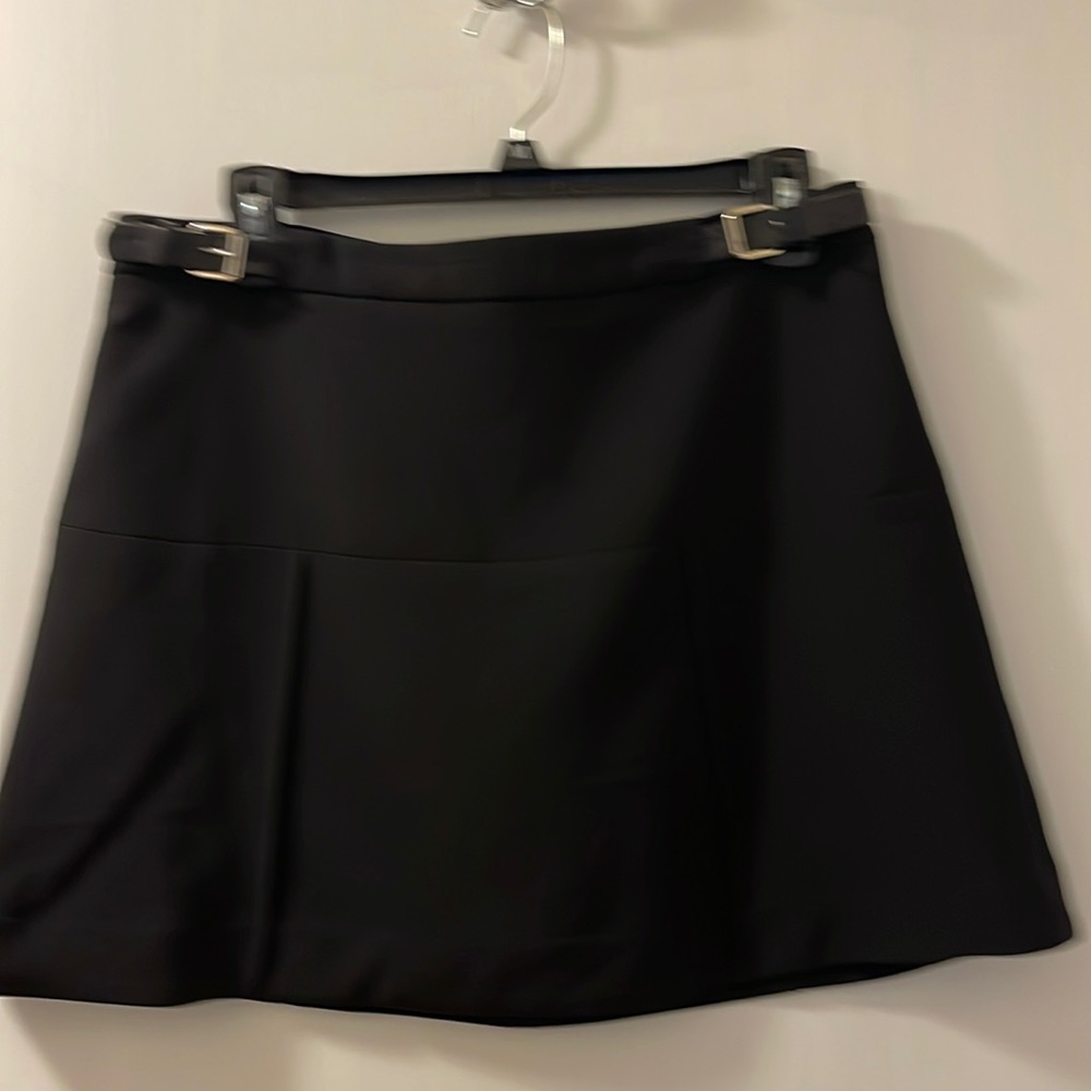 Women’s Express little black skirt size 6